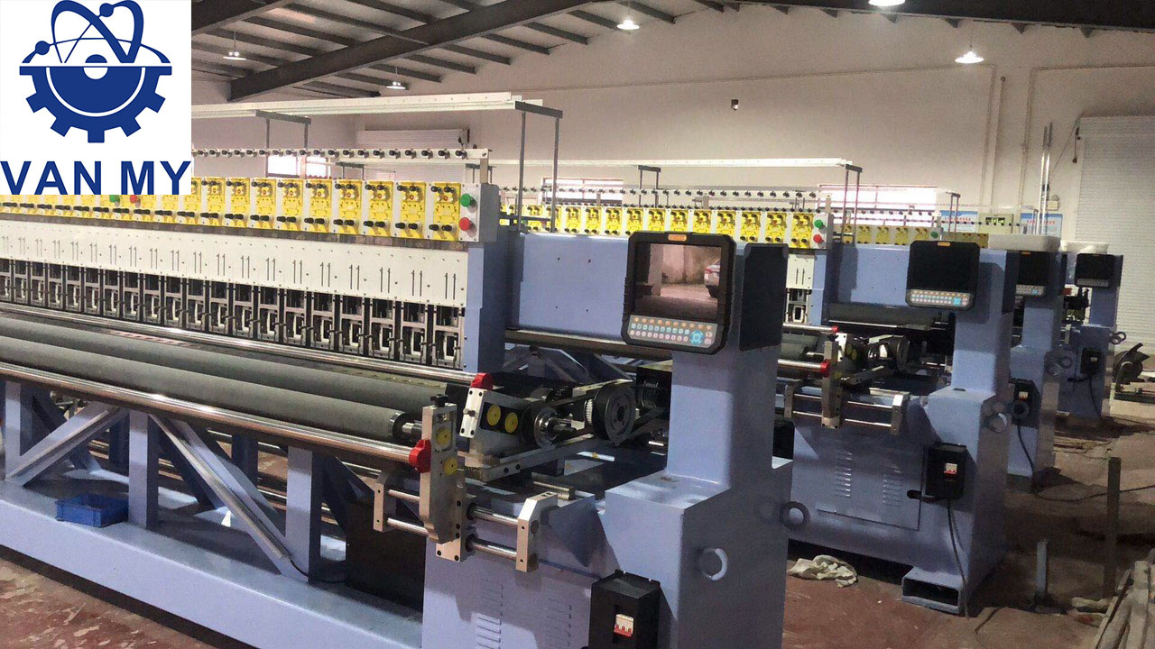 MÁY CHẦN  THÊU 33 ĐẦU KHỔ MÁY 3M3